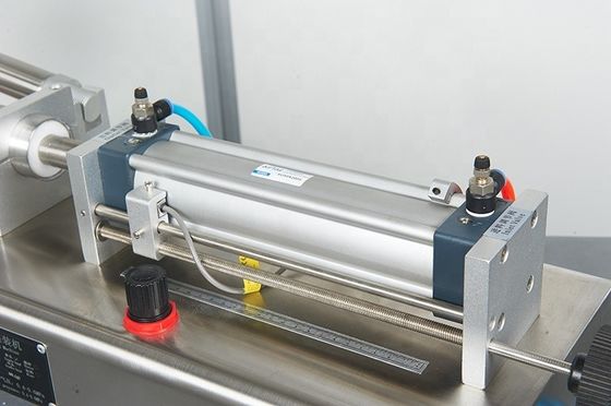 Máquina eléctrica semiautomática de llenado de pasta con doble cabeza para bebidas de jugo