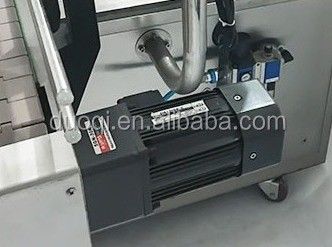Máquina de llenado de botellas de acero inoxidable de cabeza múltiple GT4T-4G