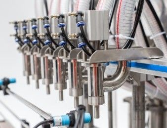 Máquina de llenado de botellas de acero inoxidable de cabeza múltiple GT4T-4G