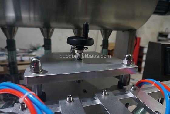 Máquina de llenado de botellas de acero inoxidable de cabeza múltiple GT4T-4G