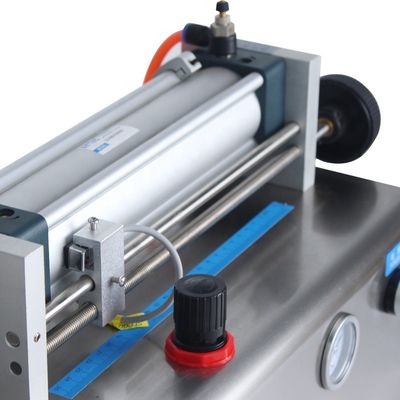 Tipo de embalaje Máquina de llenado de pasta de pistón pequeño semiautomática de 110 V