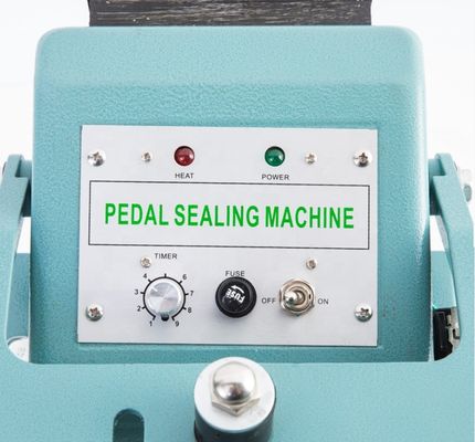 Material de embalaje Máquina de sellado con pedal de pie PFS-450*1 de plástico para batas médicas