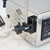 384324 cm Línea de procesamiento manual Máquina de llenado químico para perfumes y esmalte de uñas