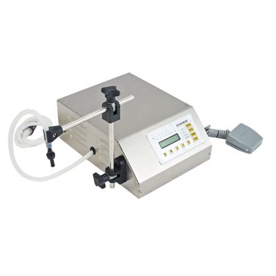 Máquina de llenado de líquido CNC pequeña semiautomática compacta para champú de bebidas perfumadas